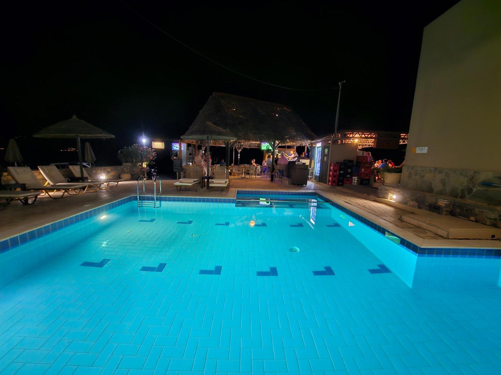 Elounda Sunrise Apartments Exteriör bild